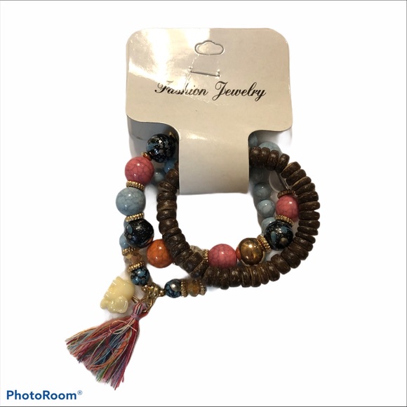 NWT Boho MultiColored Bracelet Set - Picture 2 of 3